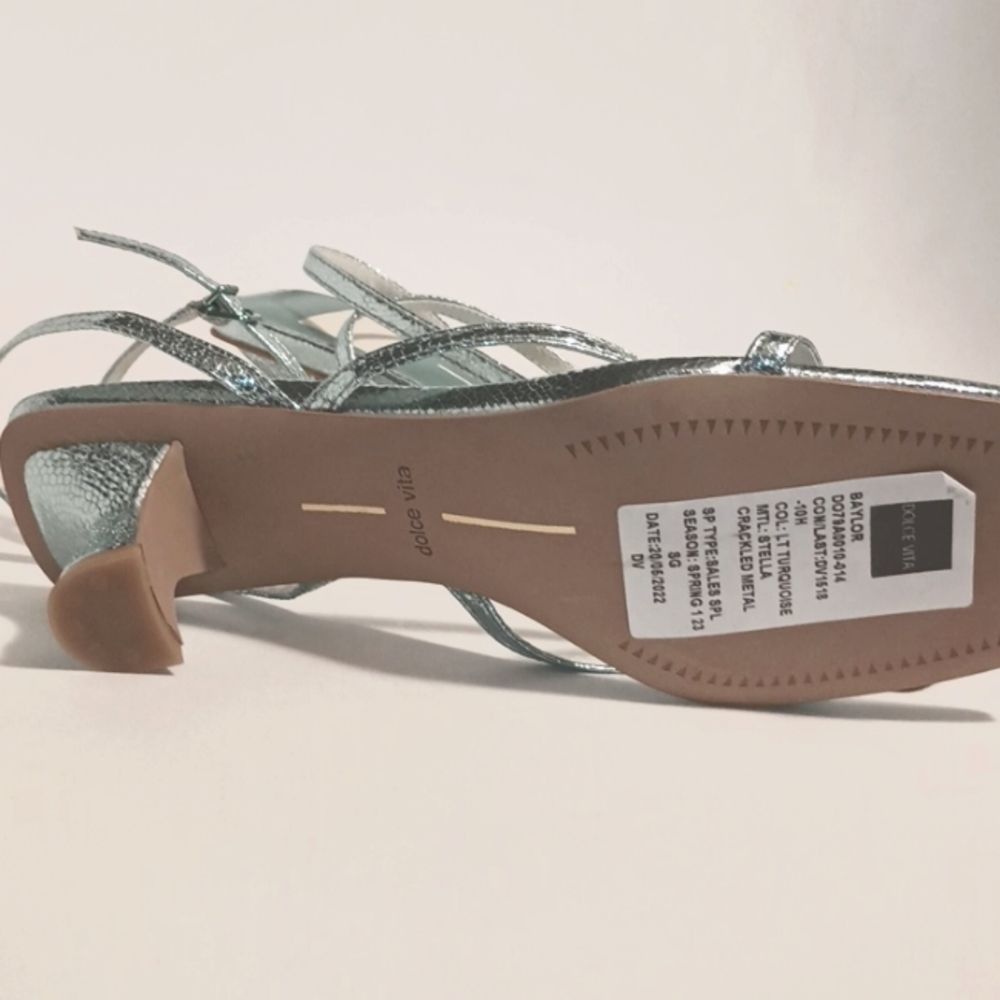 DOLCE VITA BAYLOR METALLIC BLUE TRAPPY SANDALS - Picture 9 of 10